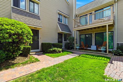 3-377 Glenbrook Rd, Stamford, CT, 06906-2111 | Card Image