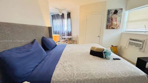 2-109 Se 9th St, Hallandale Beach, FL, 33009-7167 | Card Image