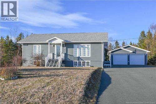 37 Rue St Pierre, Rivière-À-La-Truite, NB, E1X3L6 | Card Image