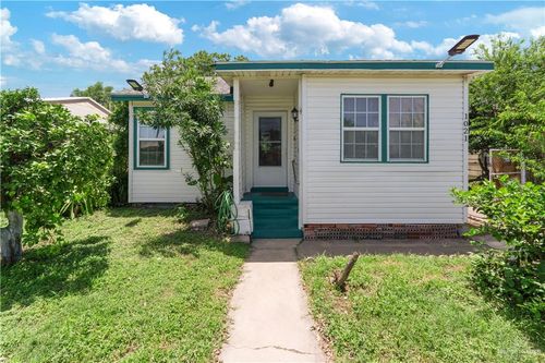 1021 N 2nd Street, McAllen, TX, 78501 | Card Image