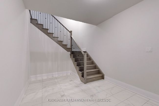 52 Klees Cres, House other with 5 bedrooms, 5 bathrooms and 3 parking in Aurora ON | Image 28
