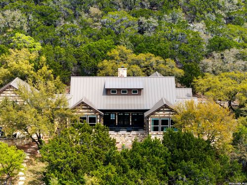 2601 B And R Rd, Utopia, TX, 78884 | Card Image