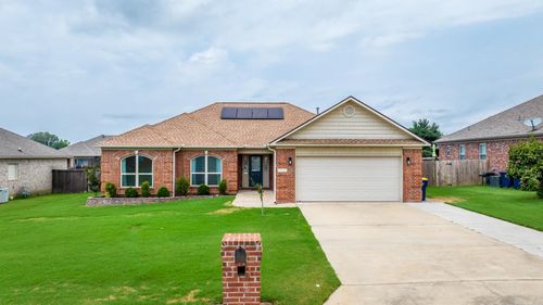 2423 Palisade Dr, Cabot, AR, 72023-3684 | Card Image