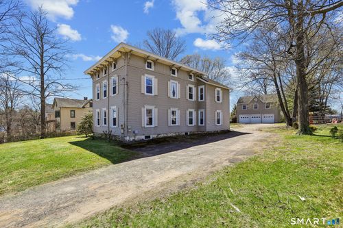 8 Pleasant St, Danbury, CT, 06810-7632 | Card Image
