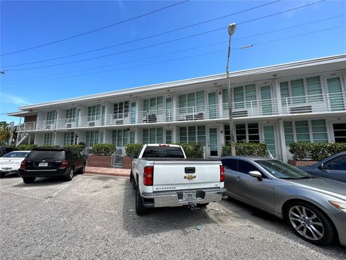 6-300 74th St, Miami Beach, FL, 33141-2741 | Card Image