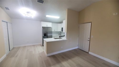 apt-709-5560 Nw 61st St, Coconut Creek, FL, 33073-2525 | Card Image