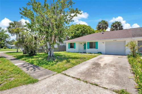 4488 Hidden Village Dr, Port Orange, FL, 32127-4928 | Card Image