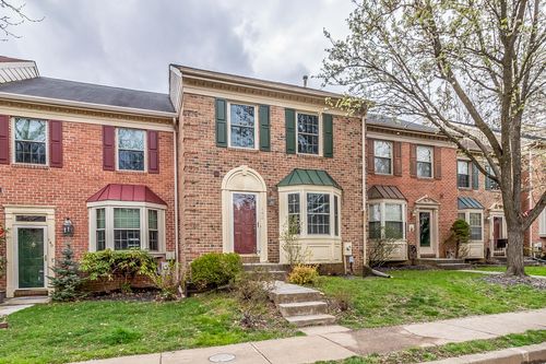 142 English Run Cir, SPARKS GLENCOE, MD, 21152-8849 | Card Image