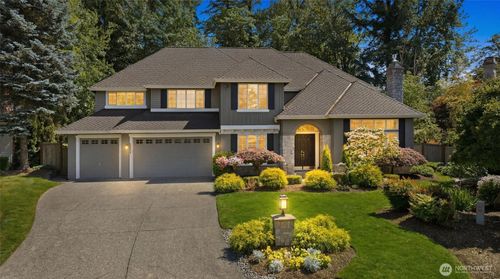 26555 Se 15th St, Sammamish, WA, 98075-7946 | Card Image