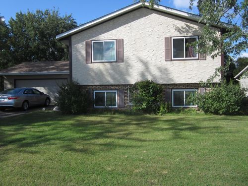 8616 62nd Ave N, Brooklyn Park, MN, 55428-2725 | Card Image