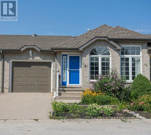872 9th Ave E, Owen Sound, ON, N4K3E7 | Card Image