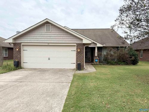 111 Copeland Dr, Madison, AL, 35756-5308 | Card Image