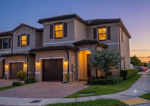11064 W 33rd Way, Hialeah, FL, 33018-2196 | Card Image