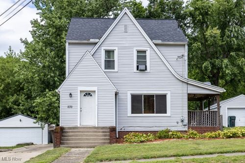 839 Sackett Ave, Cuyahoga Falls, OH, 44221-4552 | Card Image