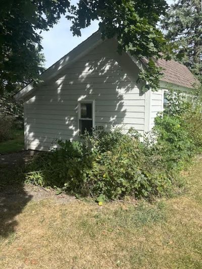 201 E Veterans Drive, Home with 3 bedrooms, 1 bathrooms and null parking in Ogden IA | Image 2