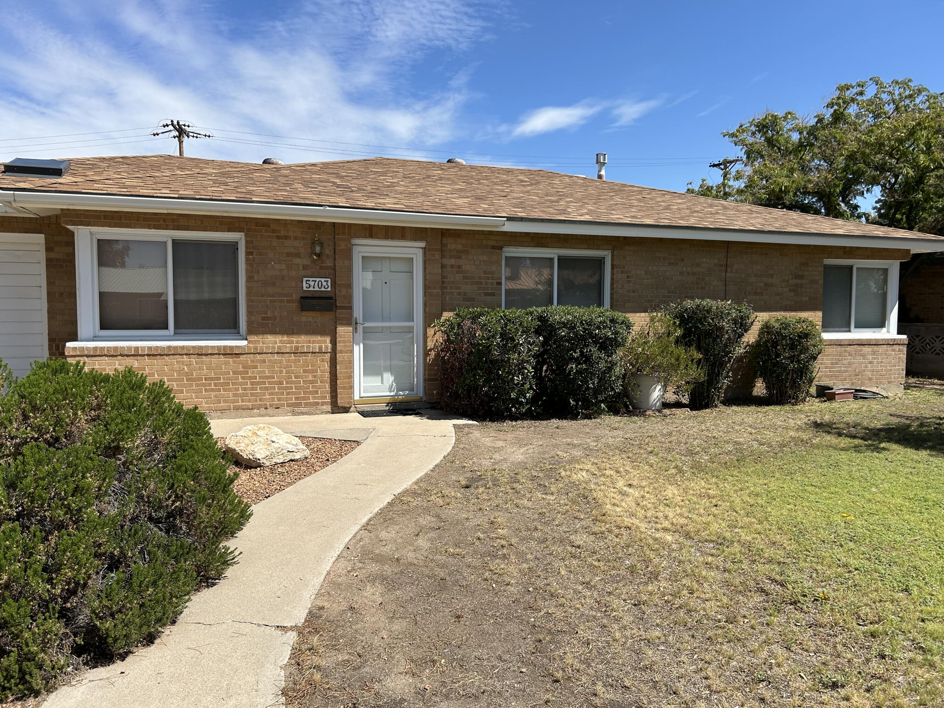 Bellamah Ave, Albuquerque, NM 87110