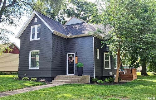 600 E Jefferson St, Washington, IL, 61571-1552 | Card Image