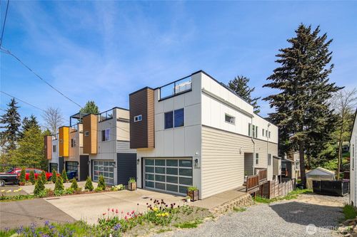 10410 2nd Pl Sw, Seattle, WA, 98146-2330 | Card Image