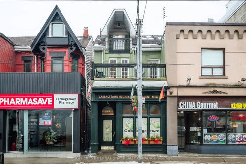 237 Carlton St, Toronto, ON, M5A2L2 | Card Image