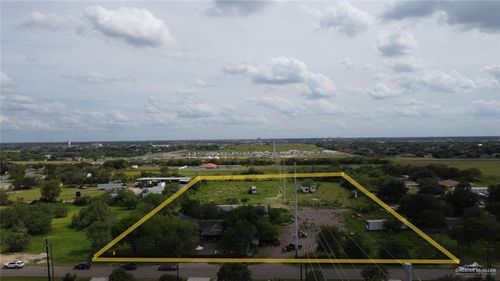 3106 W Chapin St, Edinburg, TX, 78541-3804 | Card Image
