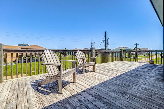 881 Buell, House other with 3 bedrooms, 2 bathrooms and null parking in Crystal Beach TX | Image 48