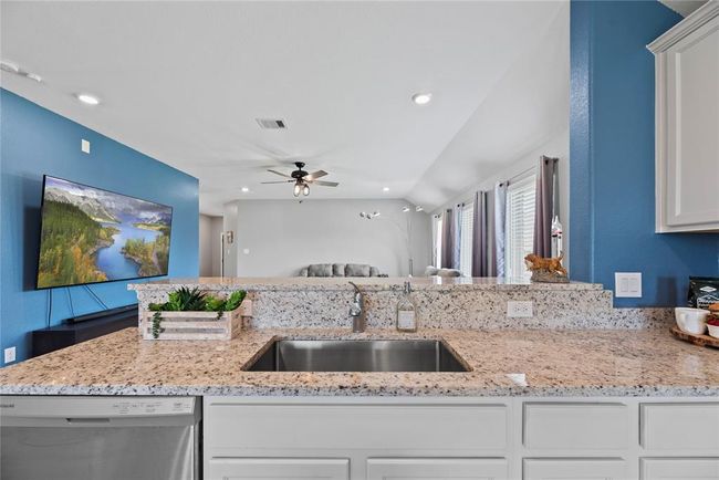 5204 Rushing Brook Ln, House other with 4 bedrooms, 2 bathrooms and 2 parking in Rosenberg TX | Image 10