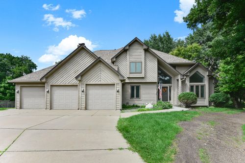 6170 Dallas Ln N, Plymouth, MN, 55446-3546 | Card Image
