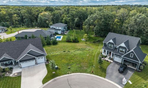 11732 Azure Cir, Inver Grove Heights, MN, 55077-1003 | Card Image