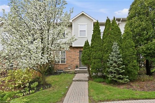 35-1085 Harrogate Dr, Ancaster, ON, L9K1R2 | Card Image
