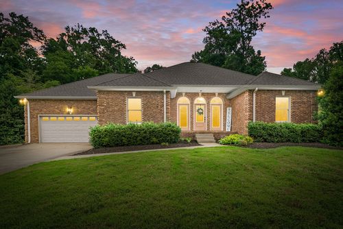 455 Stonemeadow Rd, Clarksville, TN, 37043-2224 | Card Image