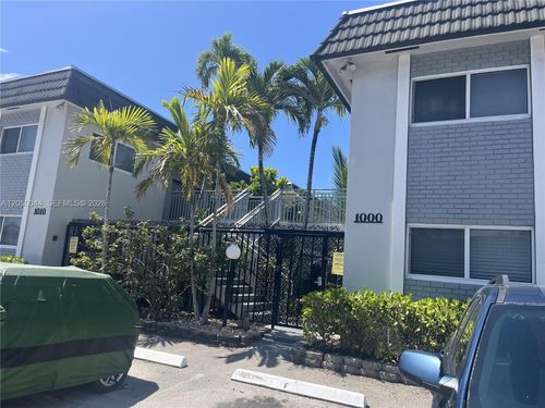 205-1000 Se 15th St, Fort Lauderdale, FL, 33316-2195 | Card Image