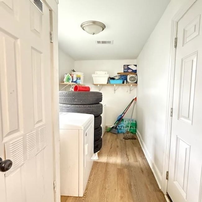 627 - 625 E Pipkin St, House other with 2 bedrooms, 1 bathrooms and null parking in Beaumont TX | Image 4
