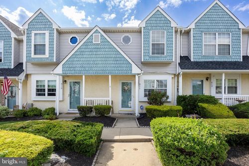 811 Darrett Ct, SEWELL, NJ, 08080-2909 | Card Image
