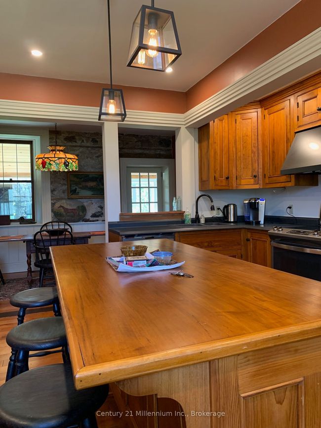 264094 Sideroad 24, Home with 2 bedrooms, 2 bathrooms and 5 parking in Municipality Of Meaford ON | Image 25