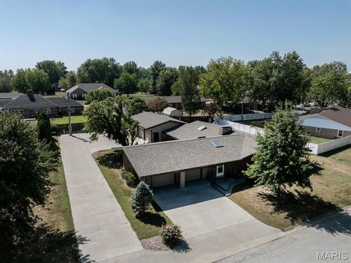 317 Johnson Pl, Palmyra, MO, 63461-2088 | Card Image