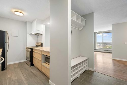 1604-4944 Dalton Drive Nw, Calgary, AB, T3A2E6 | Card Image