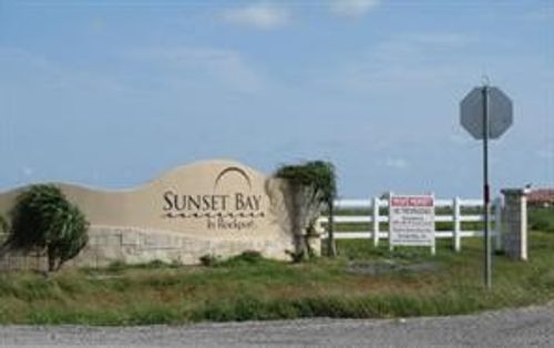 102 Sunrise, Rockport, TX, 78382-2224 | Card Image