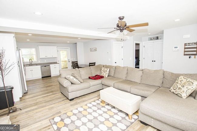401 Brookwoods Ln, House other with 3 bedrooms, 3 bathrooms and 4 parking in Dahlonega GA | Image 8