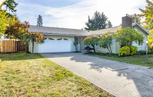 16809 13th Avenue Ct E, Spanaway, WA, 98387-7717 | Card Image