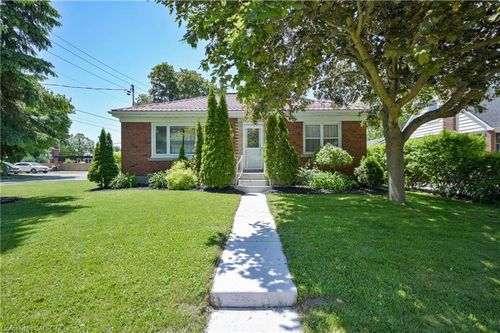 60 Scrimger Ave, Cambridge, ON, N1R4W1 | Card Image