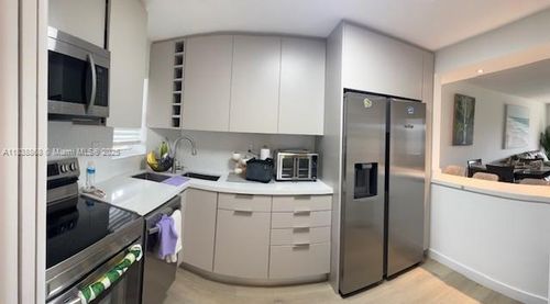 apt-304a-8900 Washington Blvd, Pembroke Pines, FL, 33025-1530 | Card Image