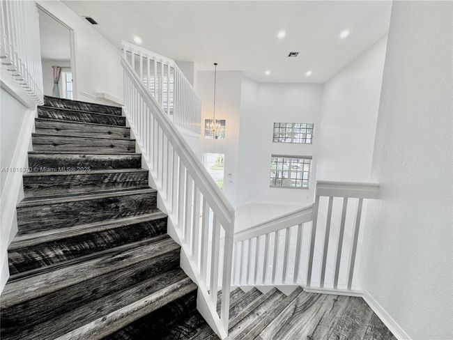 16515 Ruby Lk, House other with 4 bedrooms, 3 bathrooms and null parking in Weston FL | Image 20