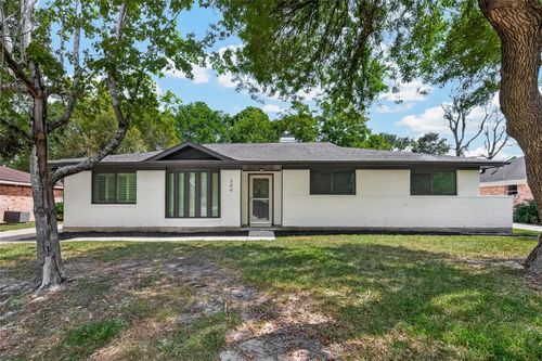 349 Dawn Hill Dr, Friendswood, TX, 77546-5628 | Card Image