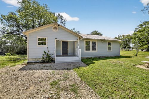 208 Lee Ivie Ln, Emory, TX, 75440-5747 | Card Image