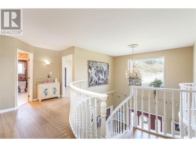 6655 Cosens Bay Rd, House other with 7 bedrooms, 5 bathrooms and 8 parking in Coldstream BC | Image 28