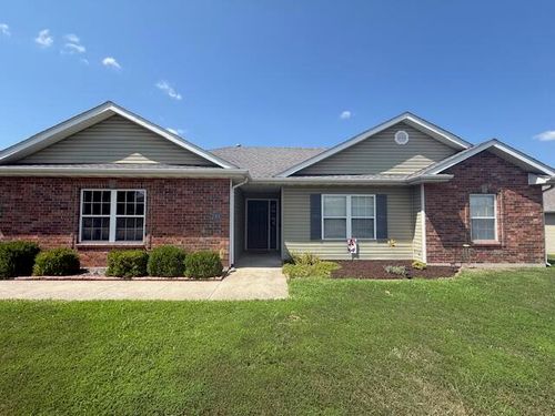 2301 Barnett Dr, Columbia, MO, 65202-2022 | Card Image