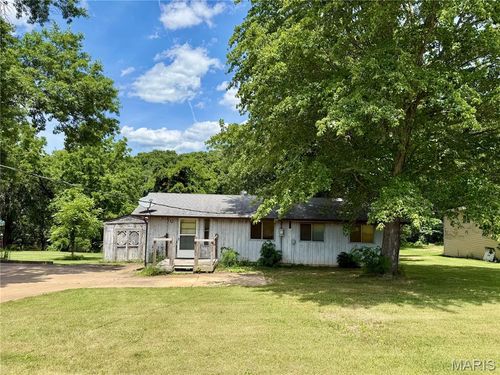 13332 E Sunrise Lake Dr, De Soto, MO, 63020-5439 | Card Image