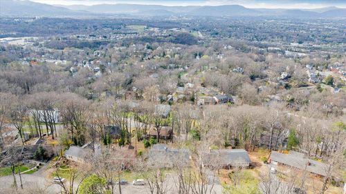 3119 Stoneridge Rd Sw, Roanoke, VA, 24014-4217 | Card Image