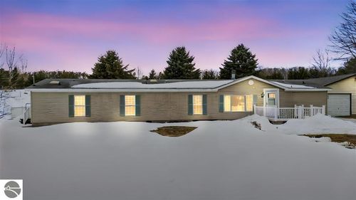 305 N Advance Rd, East Jordan, MI, 49727-9558 | Card Image