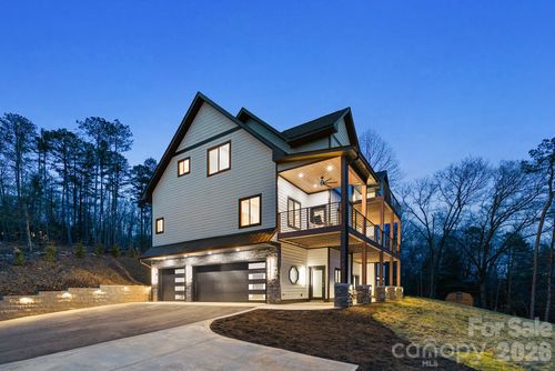 74 Jeranna Rd, Mills River, NC, 28759 | Card Image